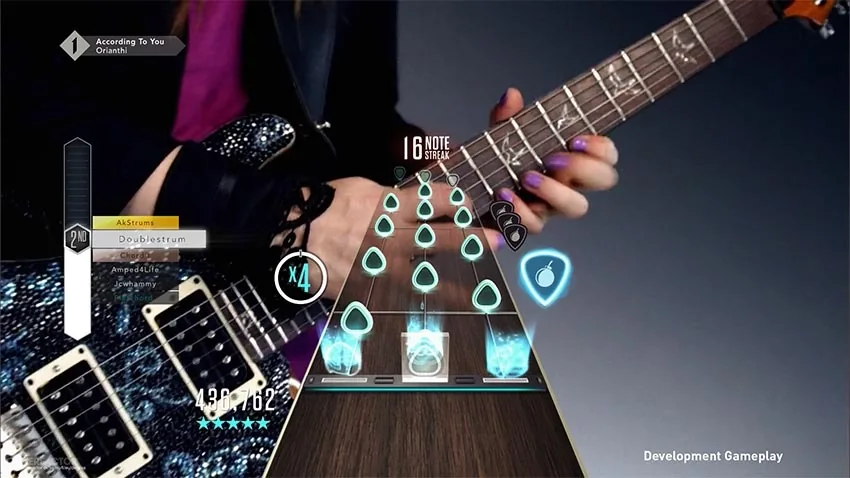 بازی Guitar Hero Live Bundle به همراه گیتار کنترلر برای PS4 - تصویر معرفی 3