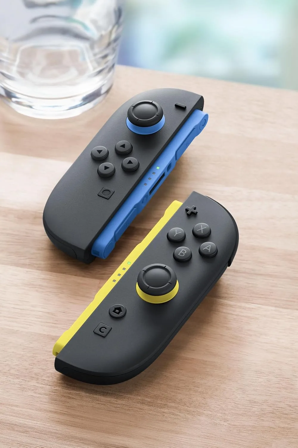 معرفی گیم پد Joy-Con 2 نینتندو سوییچ 2 - آبی/زرد روشن - تصویر 2