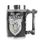 لیوان طرح تاج و سپر Winged Sword and Shield Skull Crest