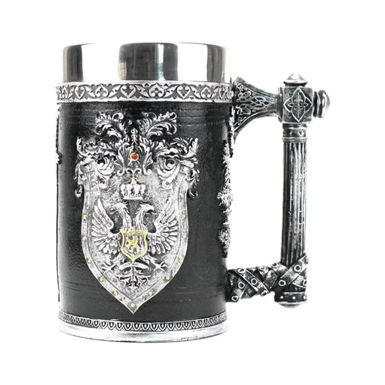لیوان طرح تاج و سپر Winged Sword and Shield Skull Crest