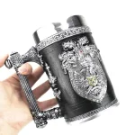 لیوان طرح تاج و سپر Winged Sword and Shield Skull Crest