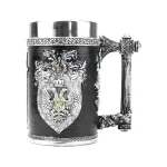 لیوان طرح تاج و سپر Winged Sword and Shield Skull Crest